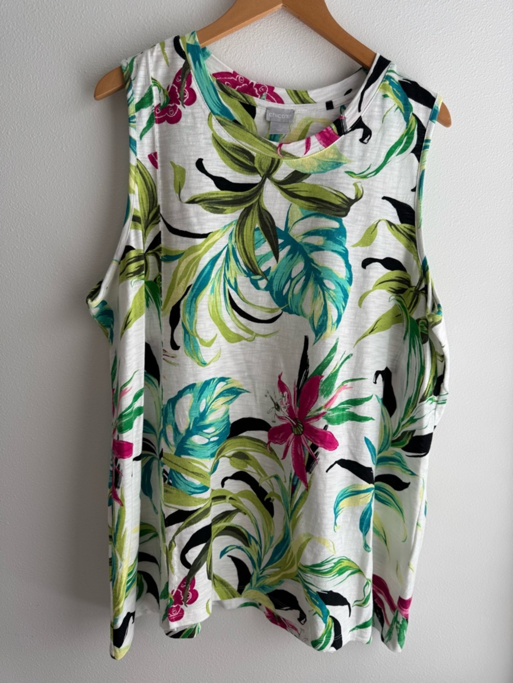 NWT Chico's Tropical Leaf Tank Tunic Green, Pink, Black & Aqua with Pockets XXL